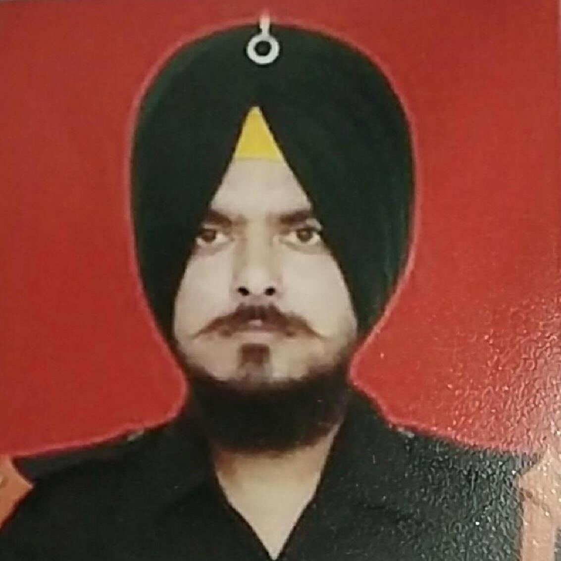Ex-student's Photo