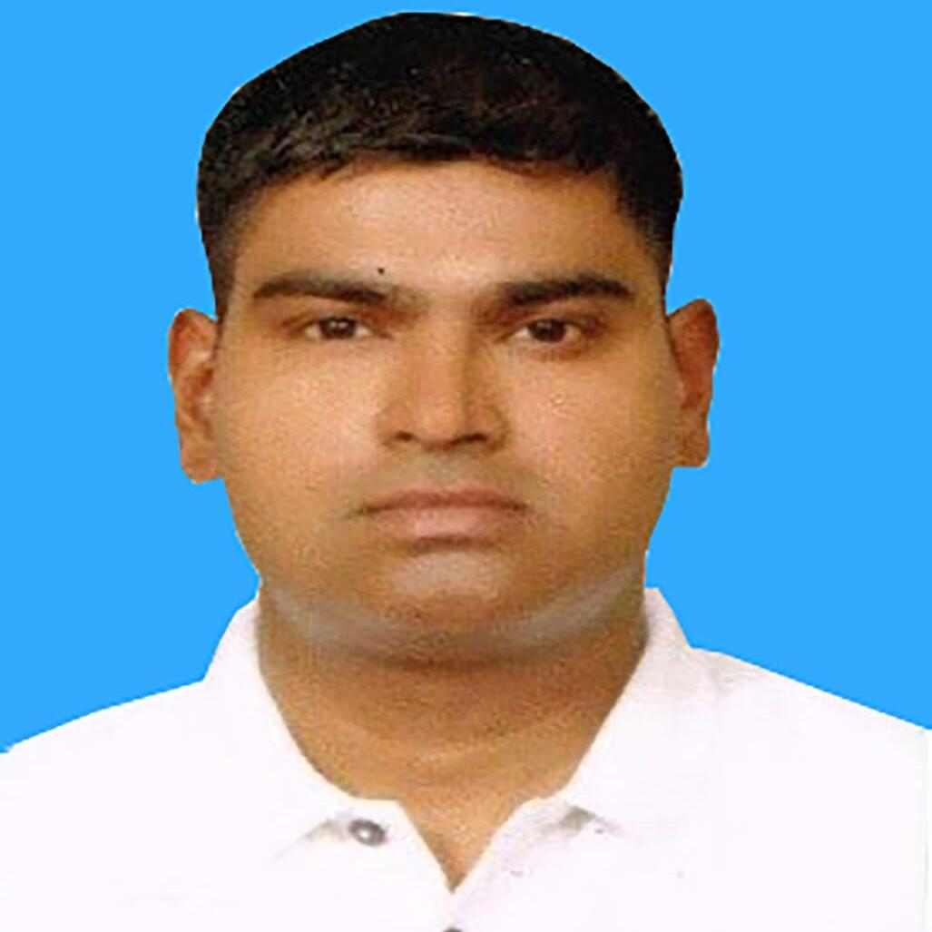 Ex-student's Photo