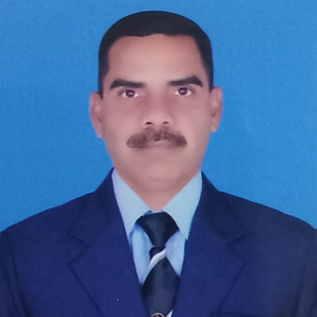 Ex-student's Photo