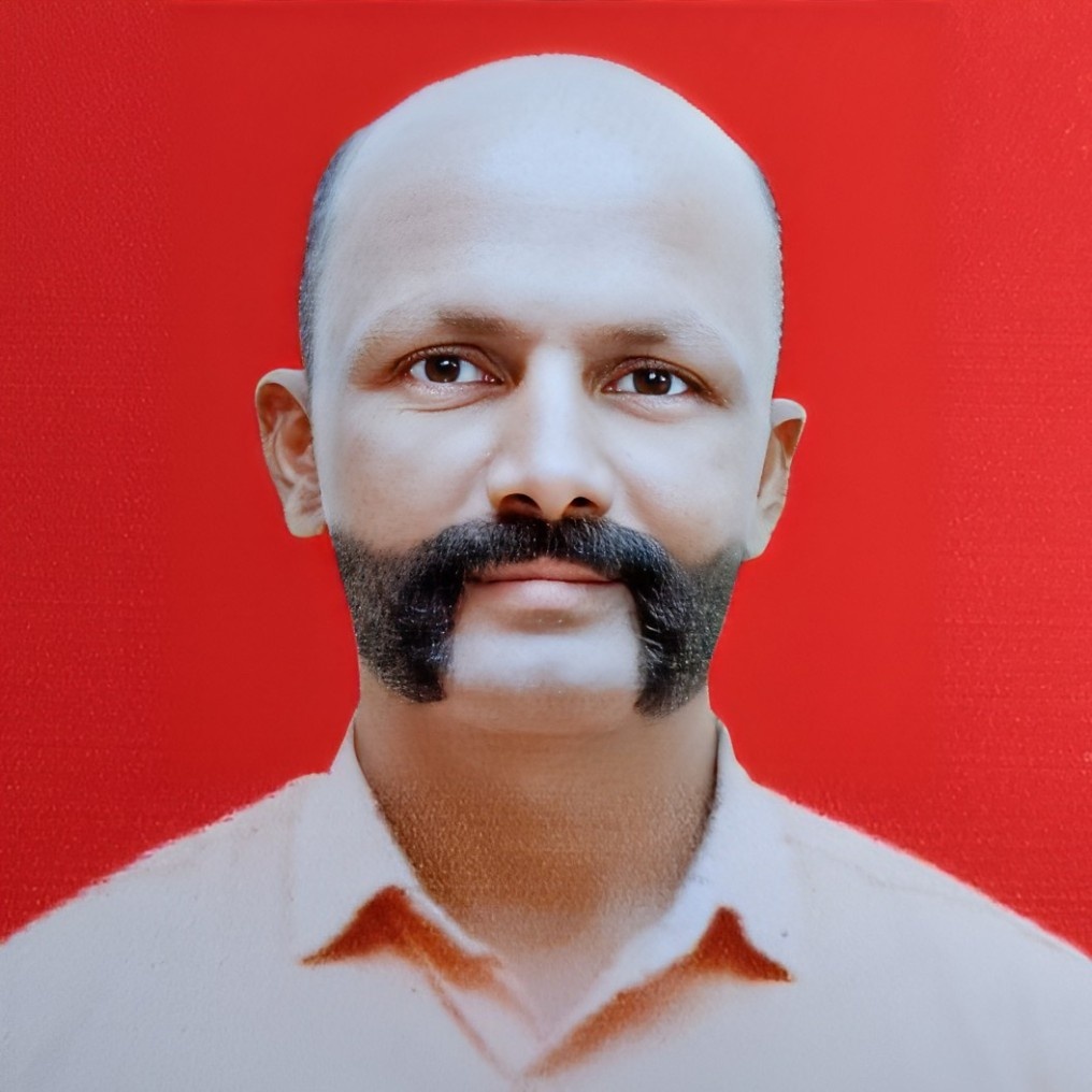 Ex-student's Photo