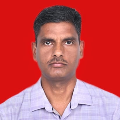 Ex-student's Photo